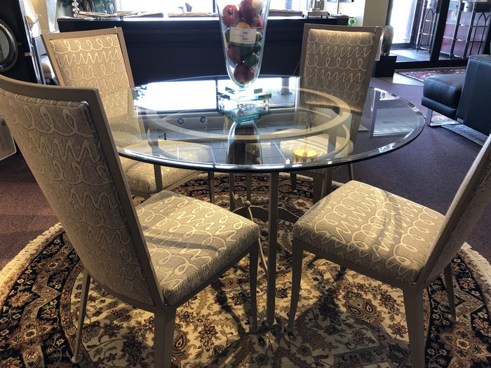 5 Piece Set Dinning Table and 4 Chairs