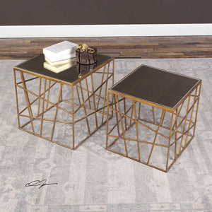 1256-Center Accent table Square
Set/2-Accent table